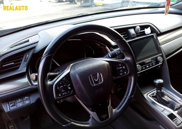 Honda Civic cena 70900 przebieg: 135000, rok produkcji 2018 z Gostynin małe 407